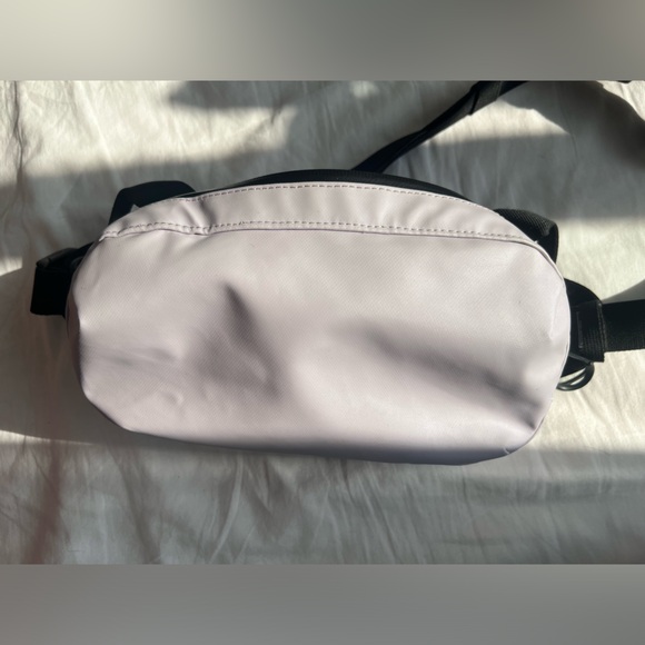 Wandrd d1 Fanny pack - Picture 2 of 8